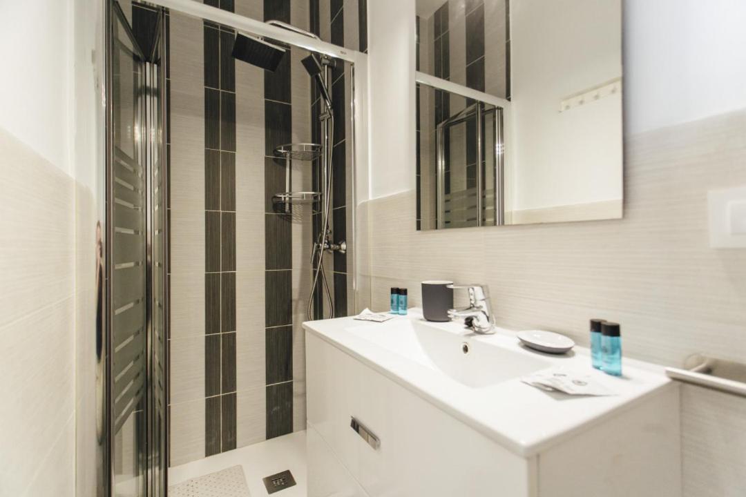Bright And Comfortable- 2D 2B- Conde De Torrejon Sevilla Bagian luar foto